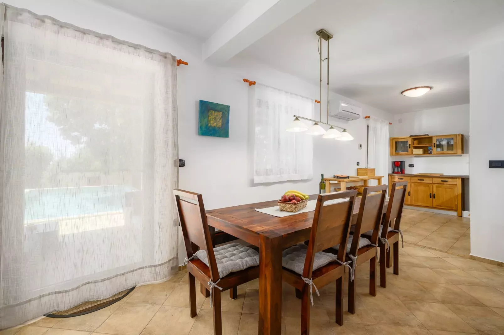 Villa Hrast Bacva-Eetkamer