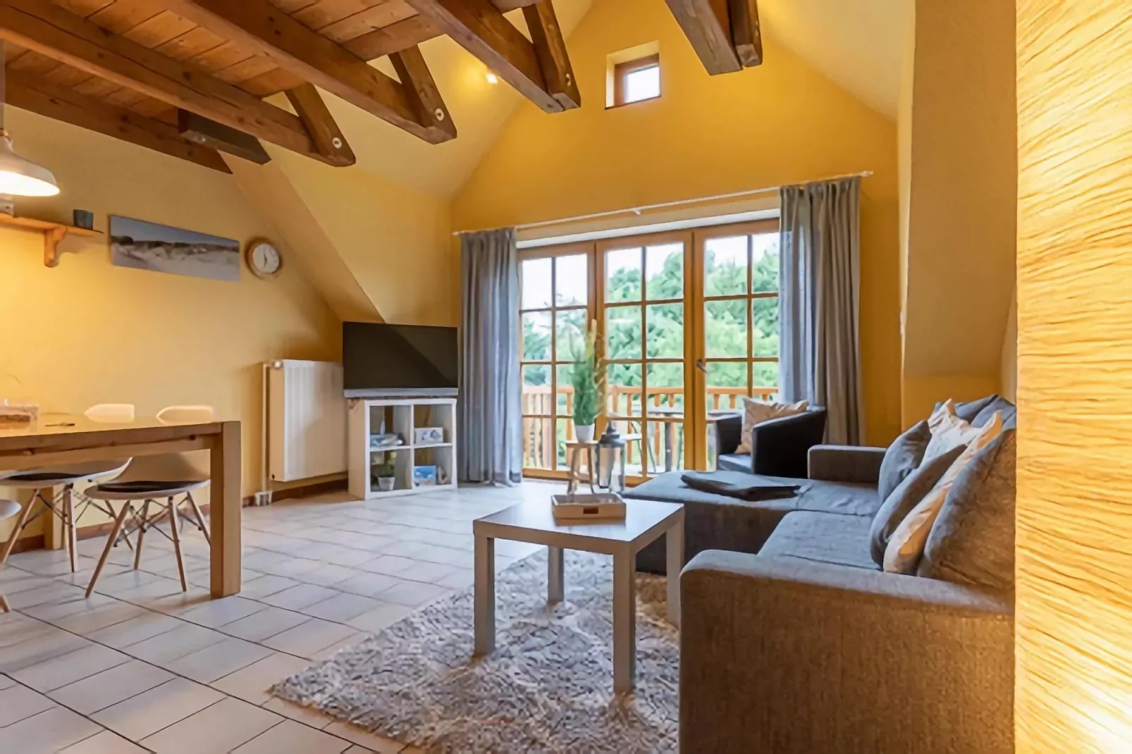 Ferienwohnung Hohe Düne Vollerwiek-Woonkamer