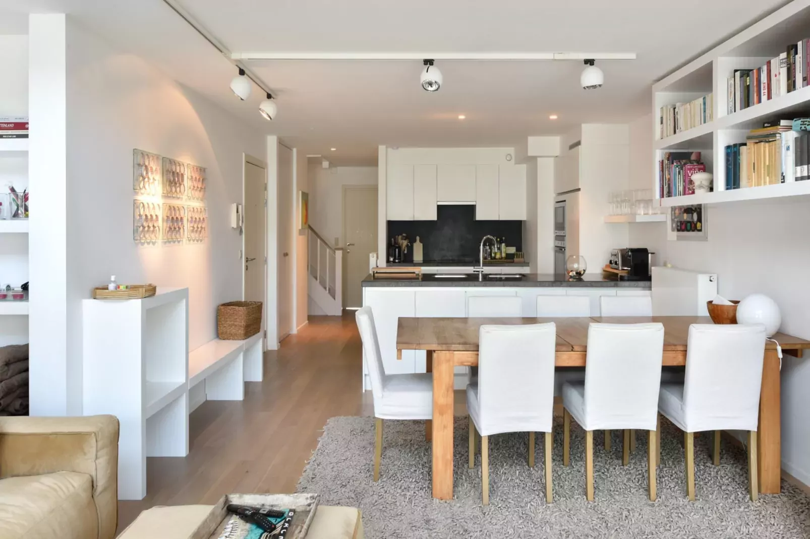 Residence Beauvallon-52-Eetkamer