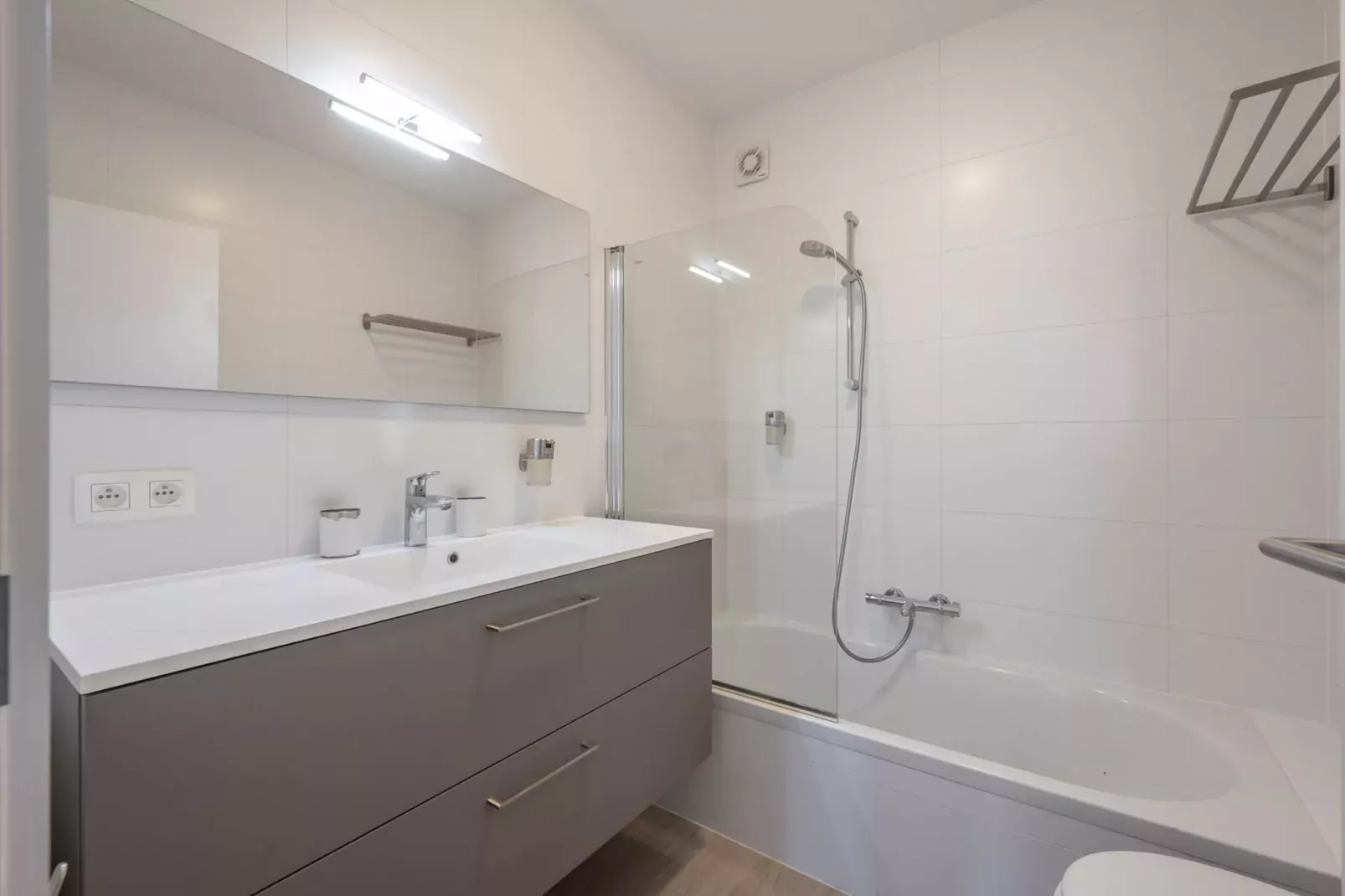 Residentie Gruuthof-41-Badkamer
