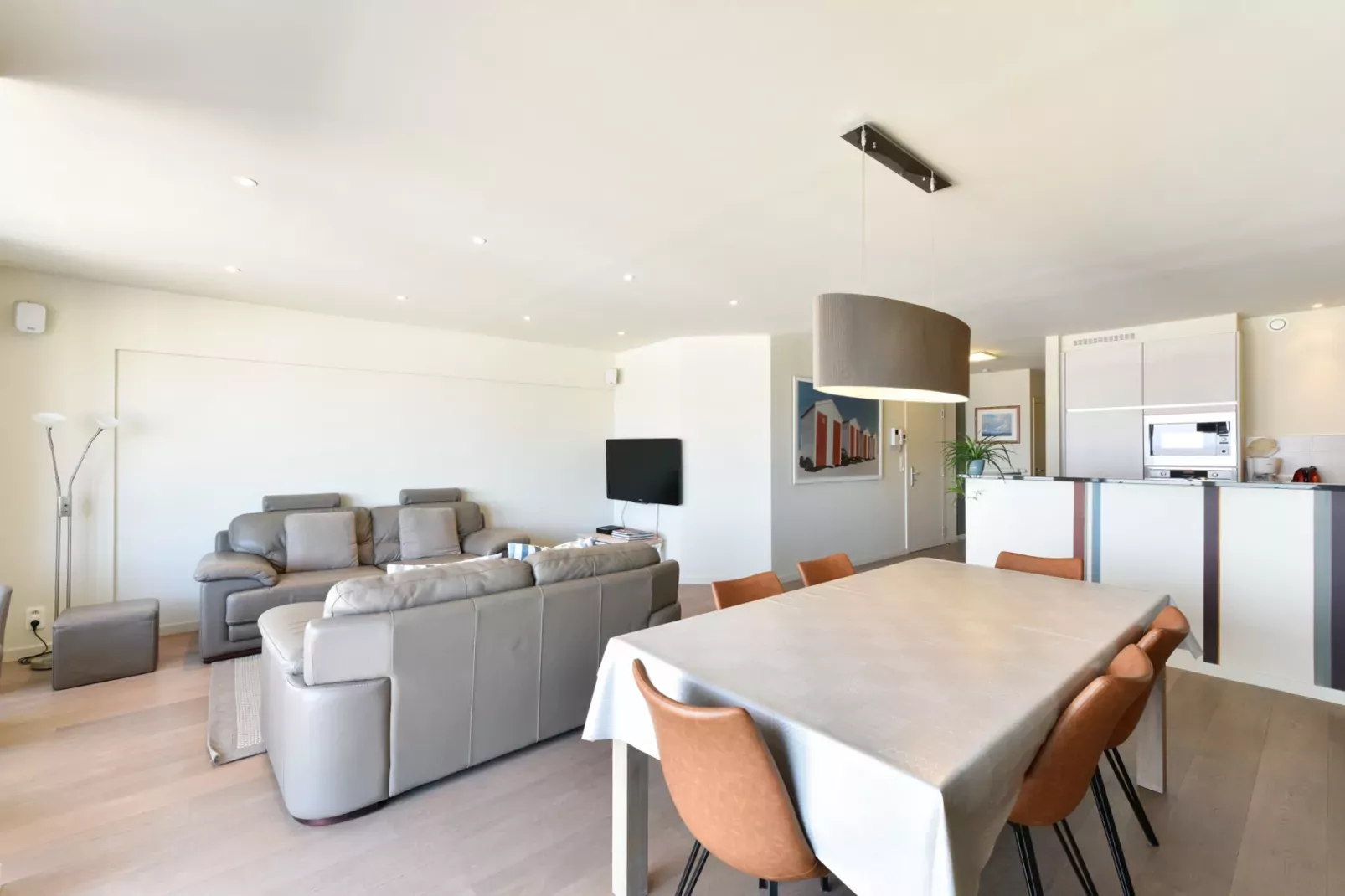 Residentie Belle Rive-51-Eetkamer