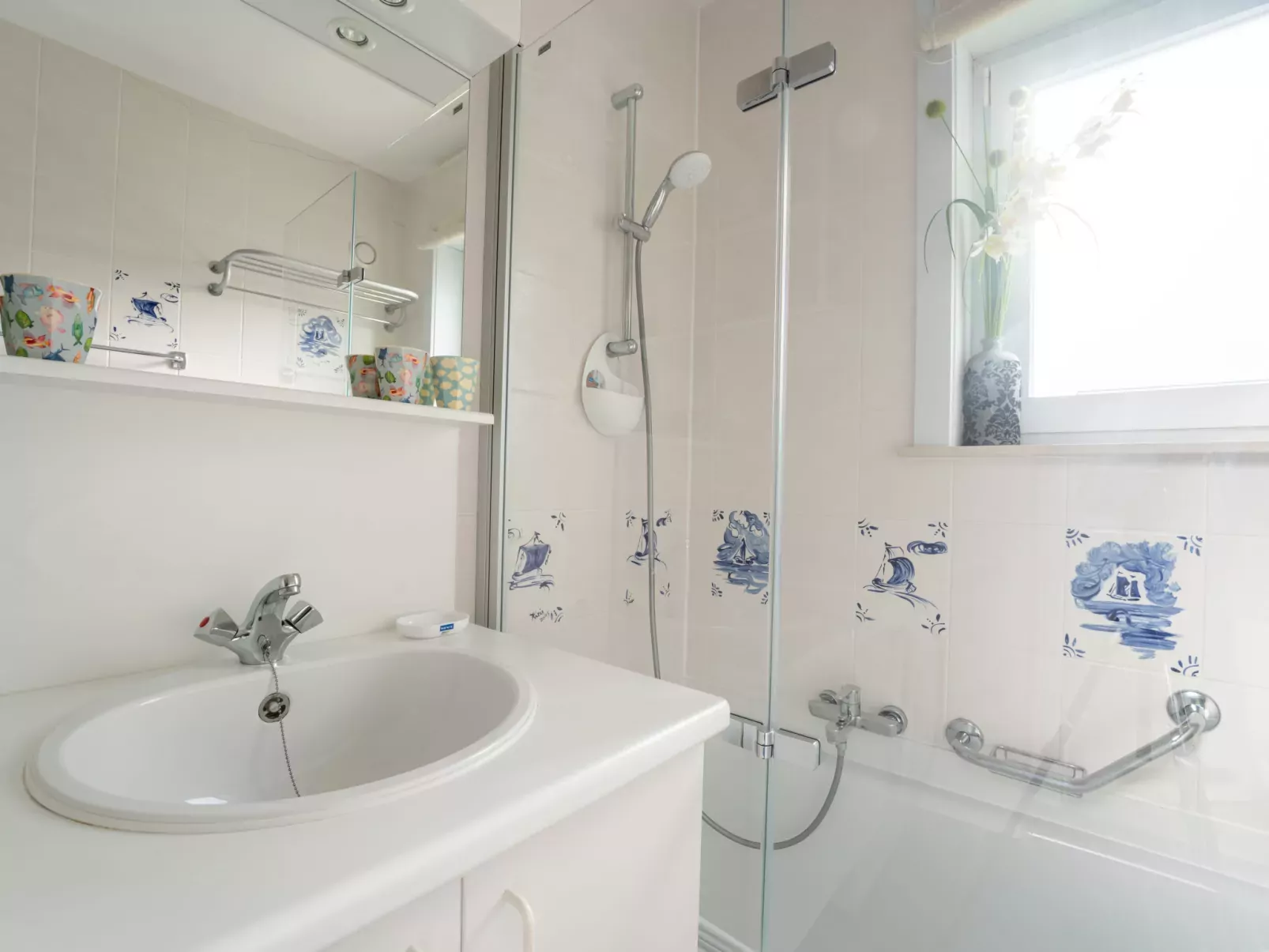 Appartment with beach cabine and parking-Binnen