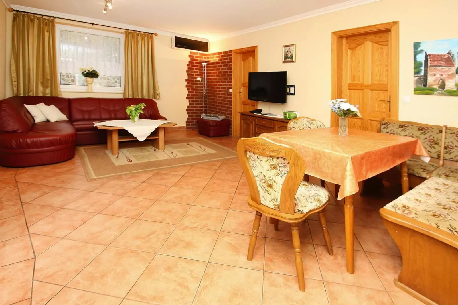 Feriensiedlung Am Grundlossee / DHH Typ 3 45 qm 4 Pers-Woonkamer