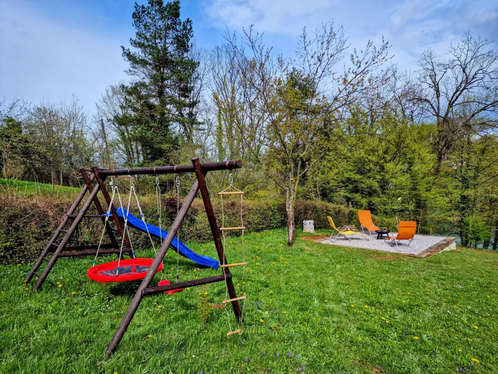 Pixie House-Buiten