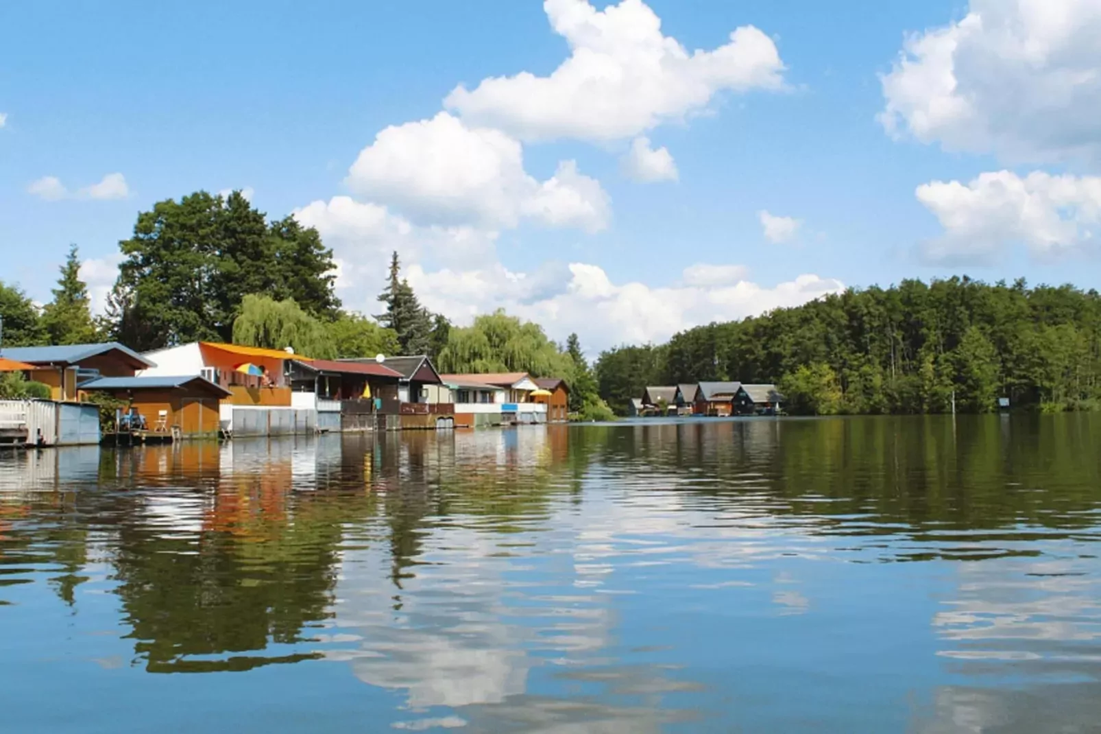 Bootshaus 26 qm-Uitzicht zomer