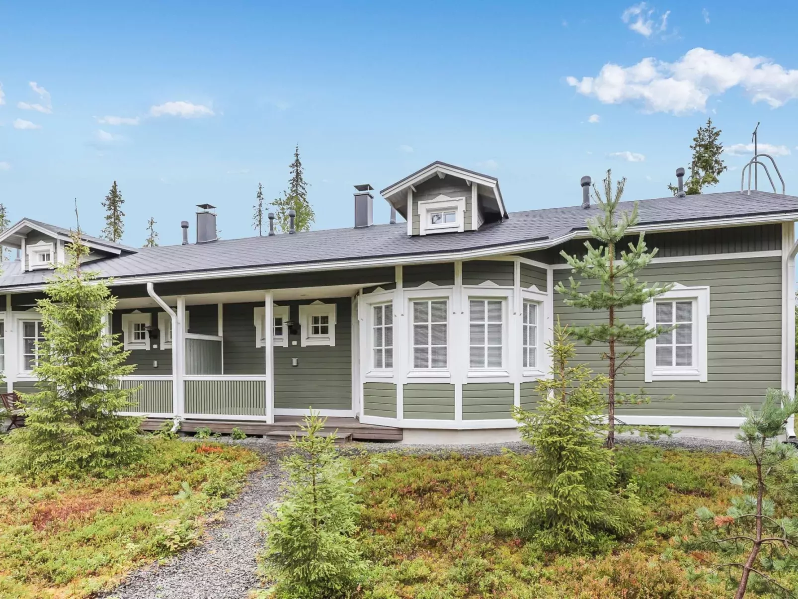 Rukan taikavuosselin helmi 8 b-Buiten