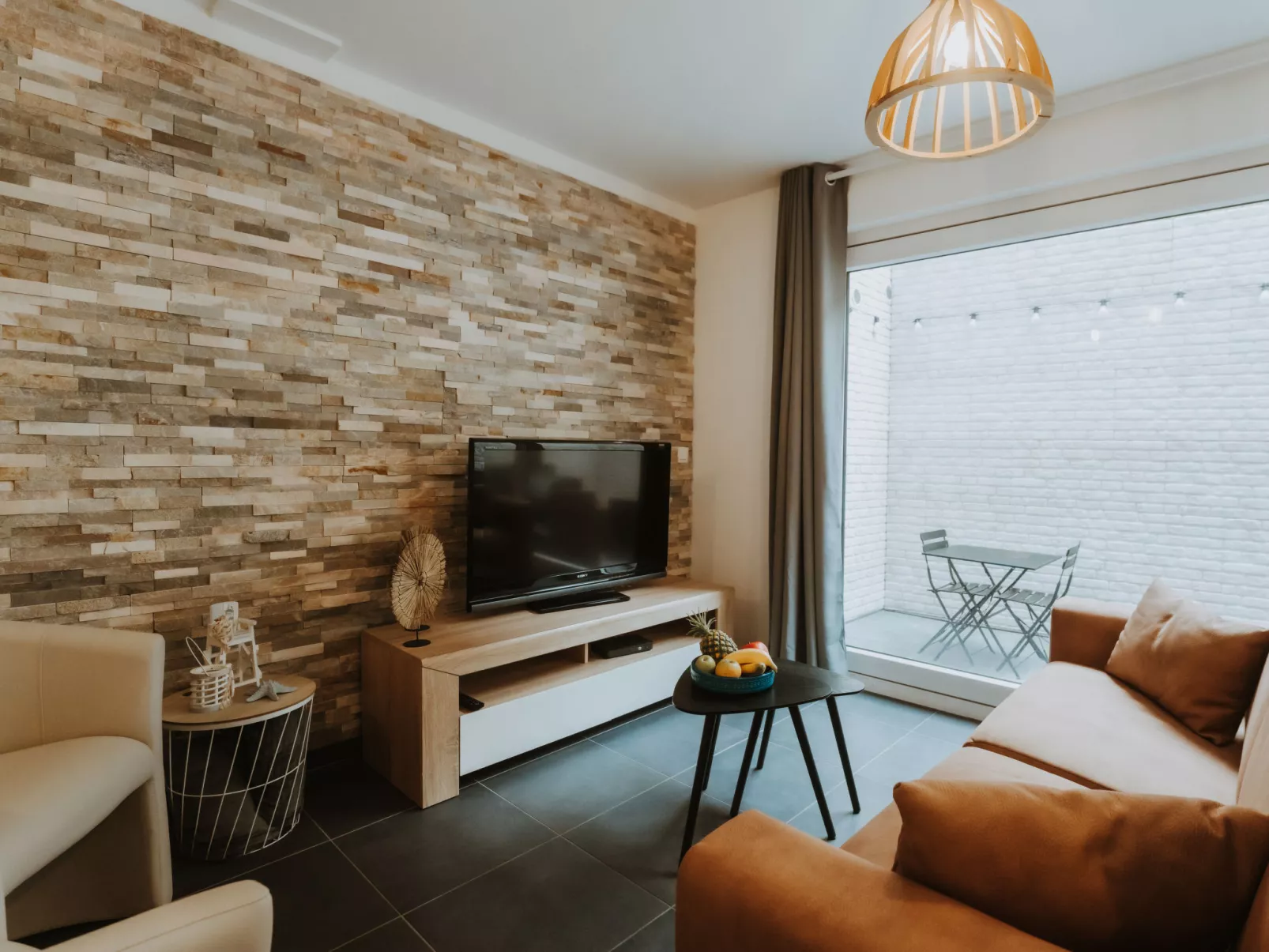 Oasi with parking and terrace-Binnen