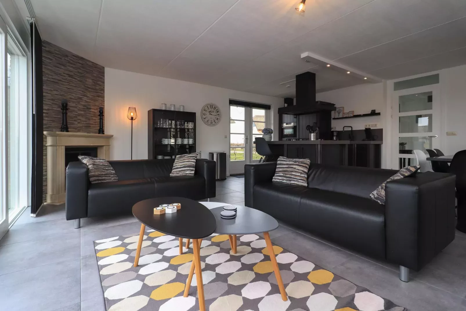 Beach Resort Makkum 36-Woonkamer