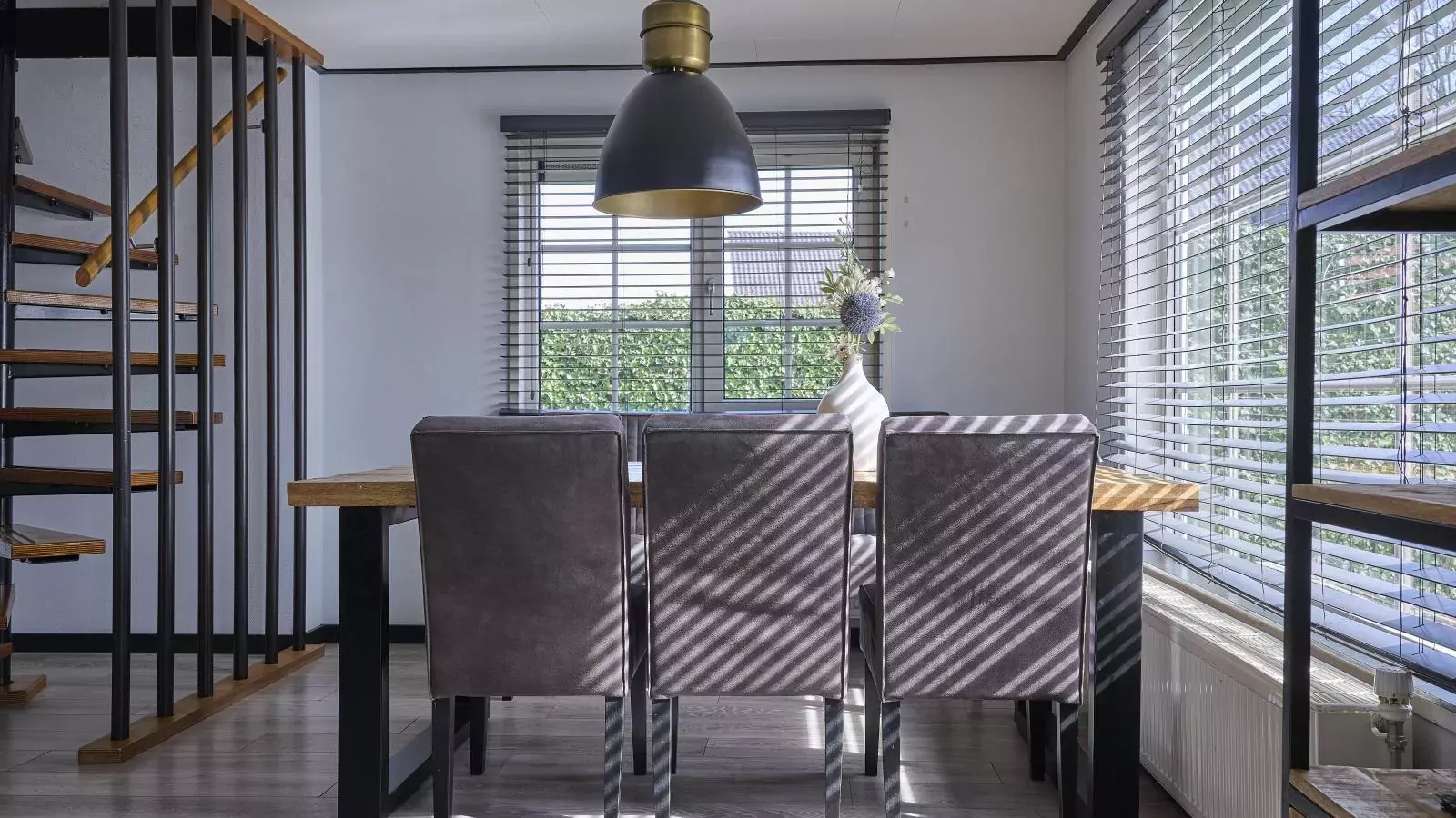 T Kaatsheuveltje 1-Eetkamer