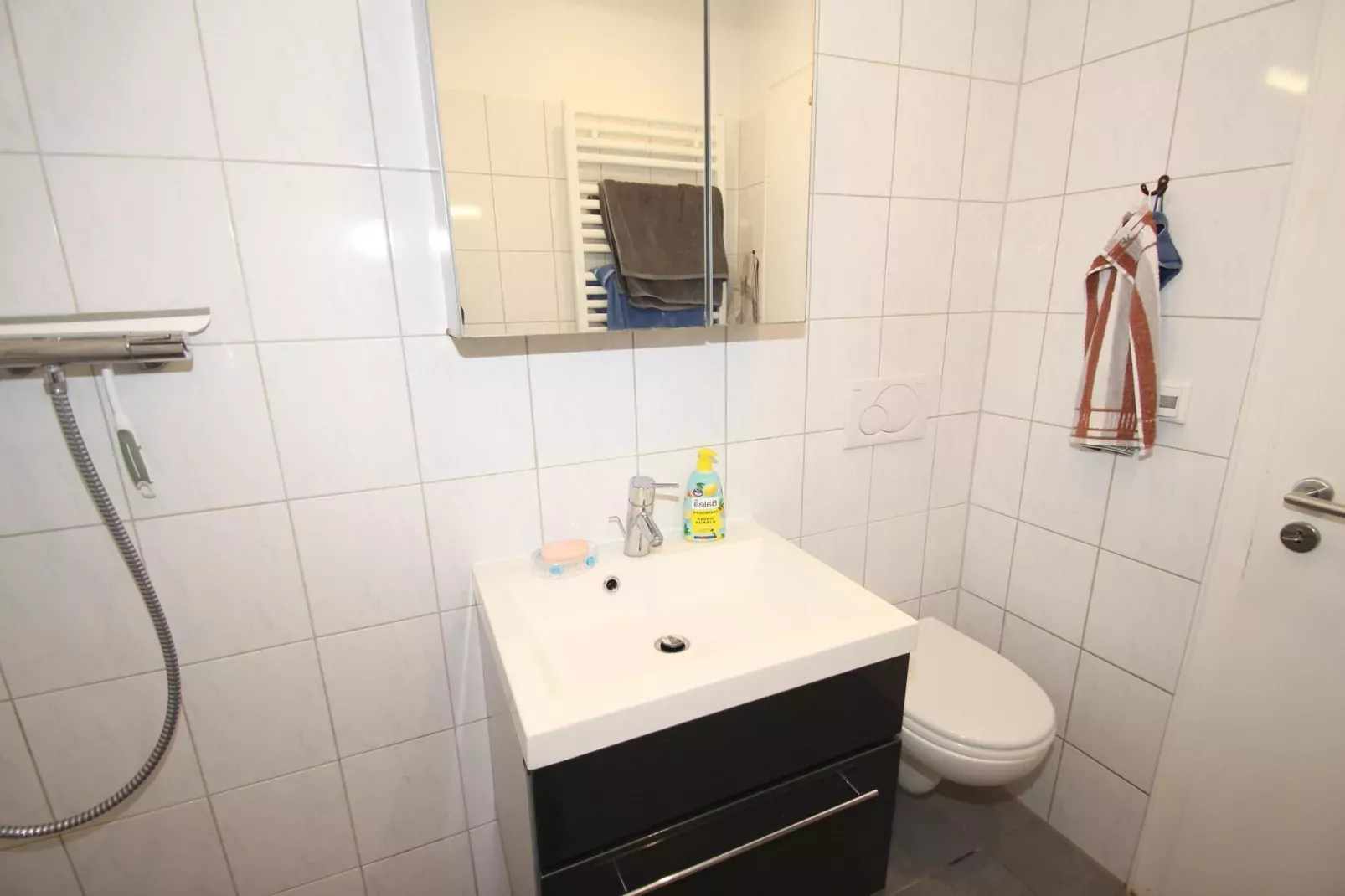 Bungalow Berumbur-Badkamer