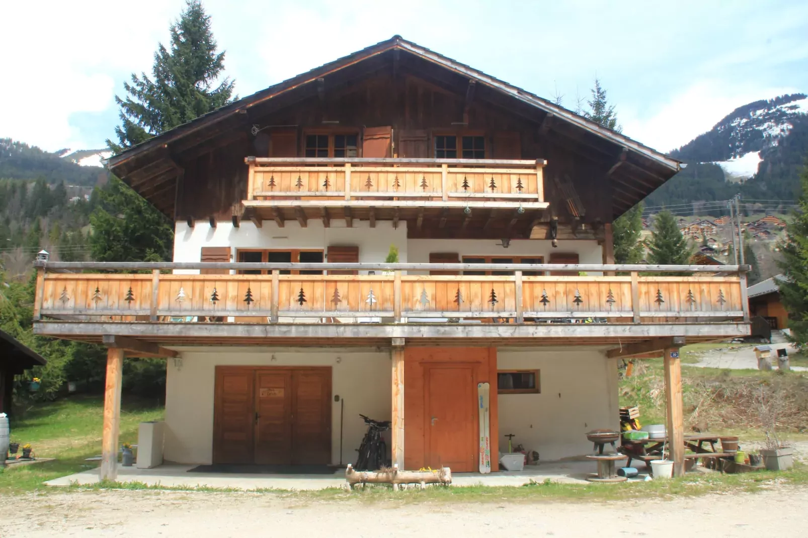 Chalet Ours Brun ORB MOUNTAIN & QUIET 6 Pers.-Buitenlucht