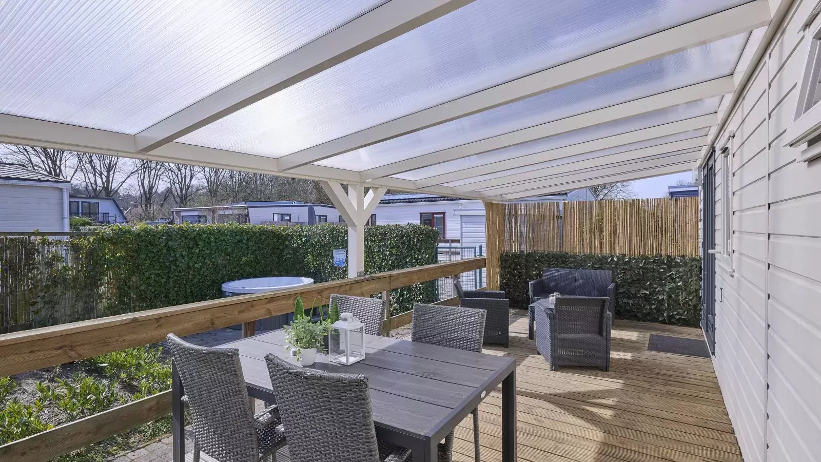 T Kaatsheuveltje 7-Terrasbalkon