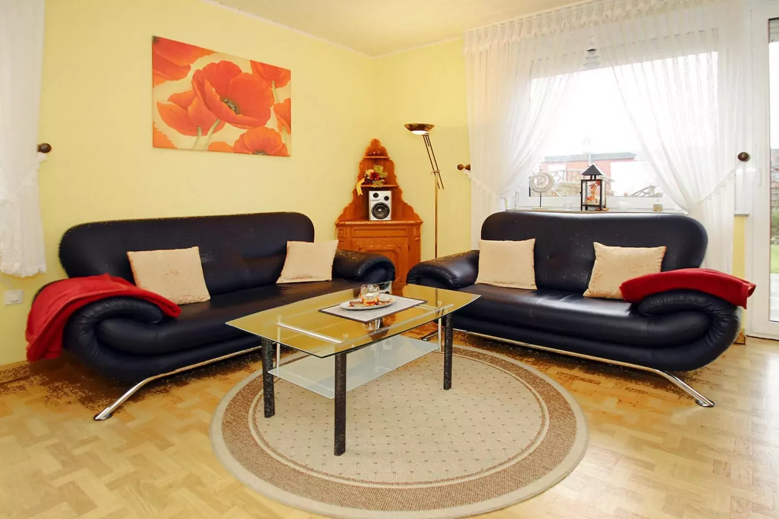 Ferienbungalow Klönsnack in Dornumersiel-Woonkamer