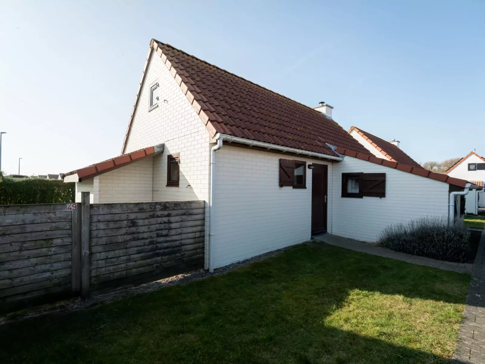 Fabiola with parking & garden-Buiten