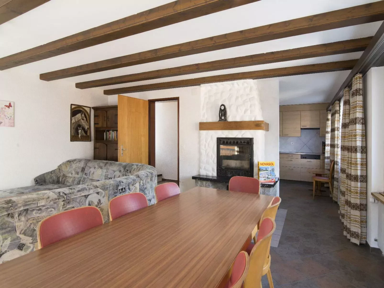 Chalet Saasia-Binnen