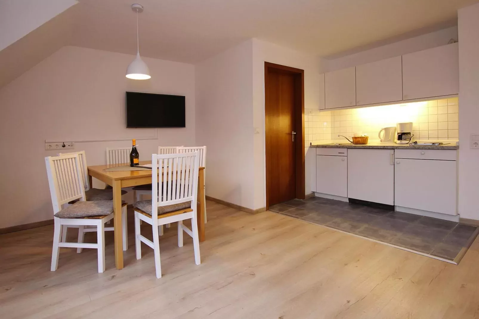 Apartementhaus Ursula Wohnung 16 - Westerland-Eetkamer