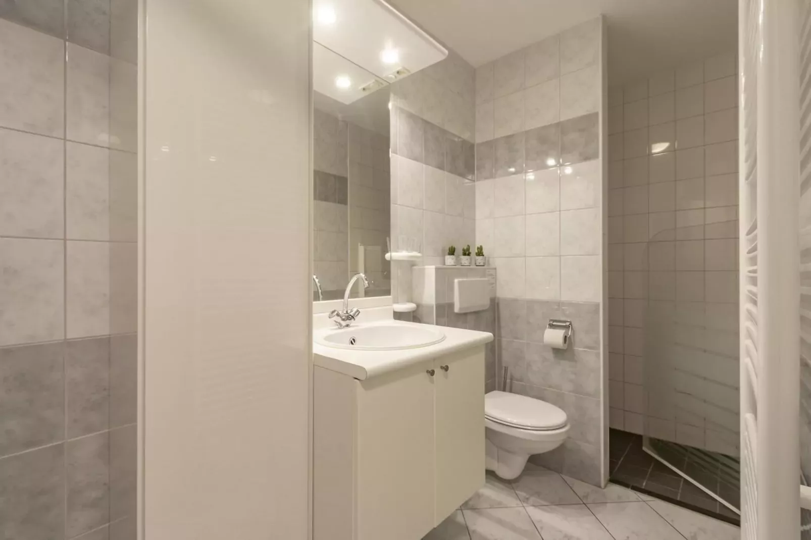 Strandslag 203-Badkamer