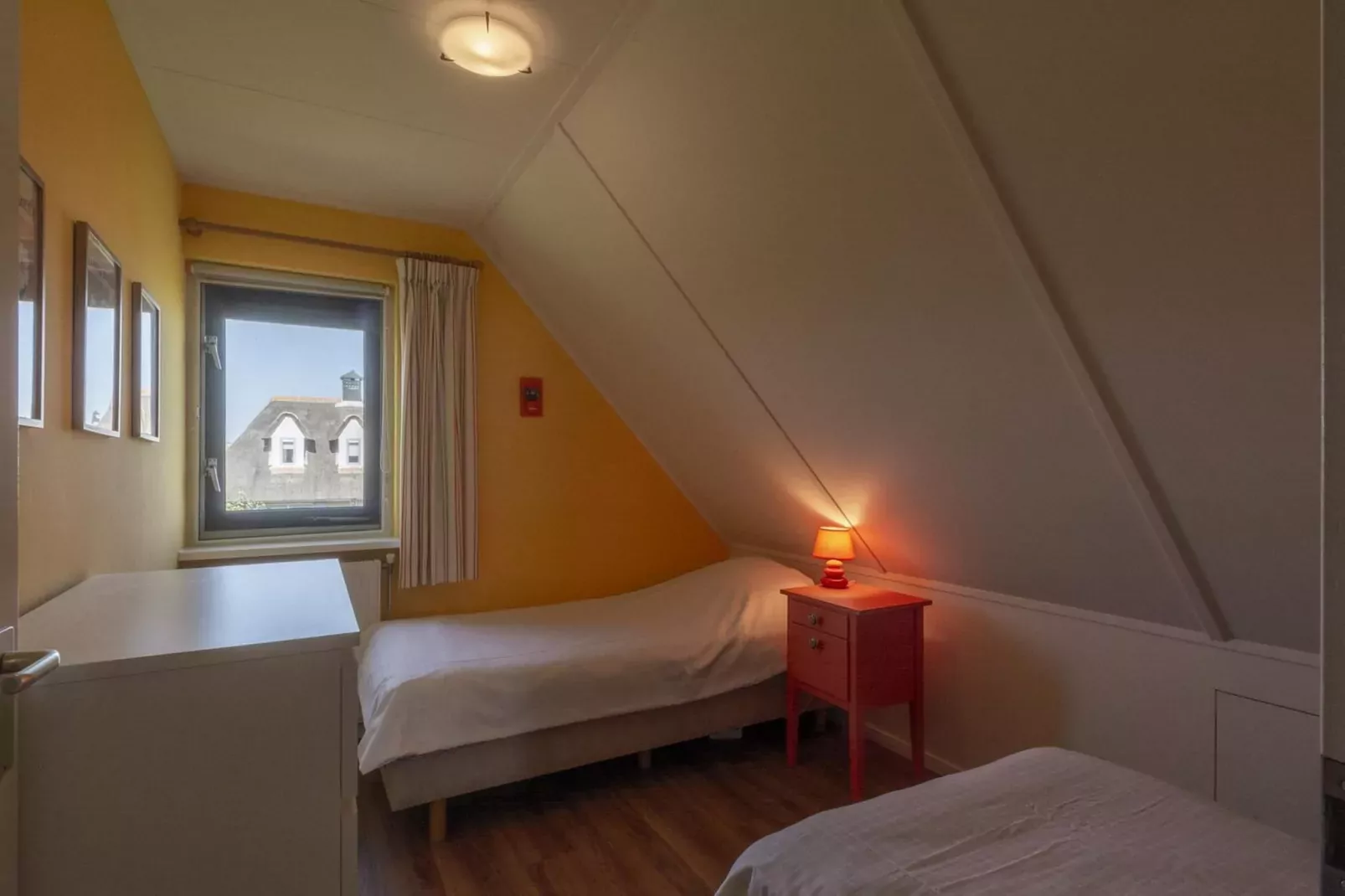 Duynopgangh 47-Slaapkamer