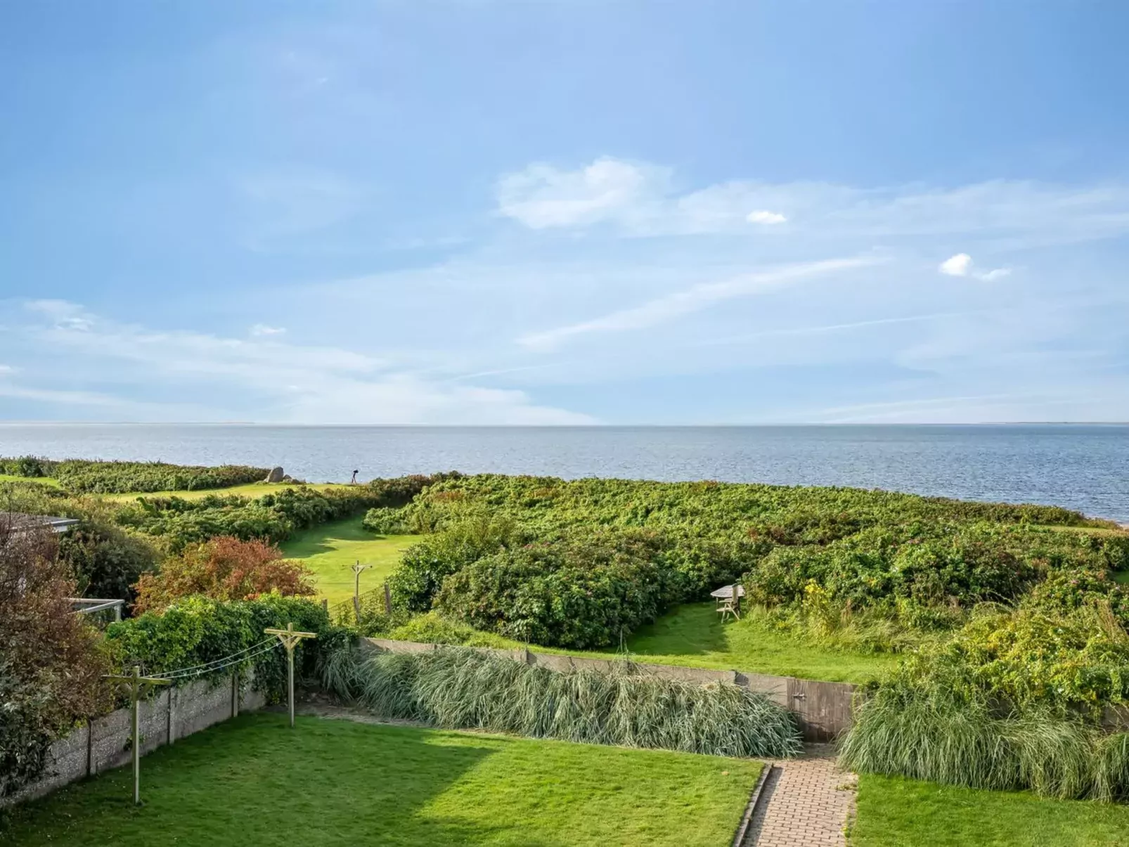 "Bergulv" - 20km from the sea-Buiten