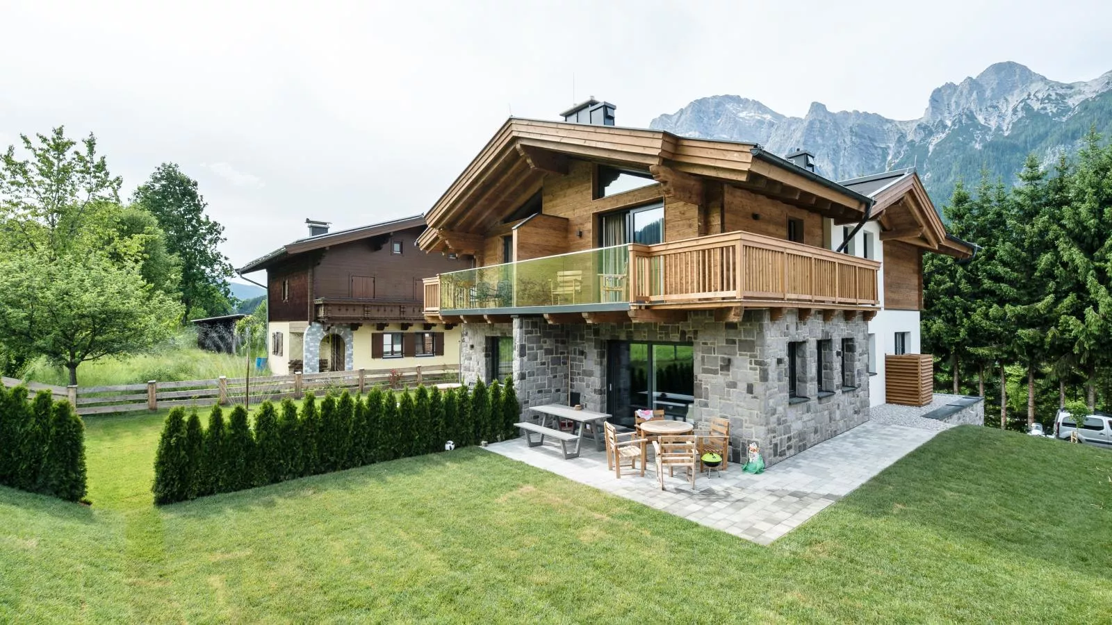Chalet Schneelöwe XL