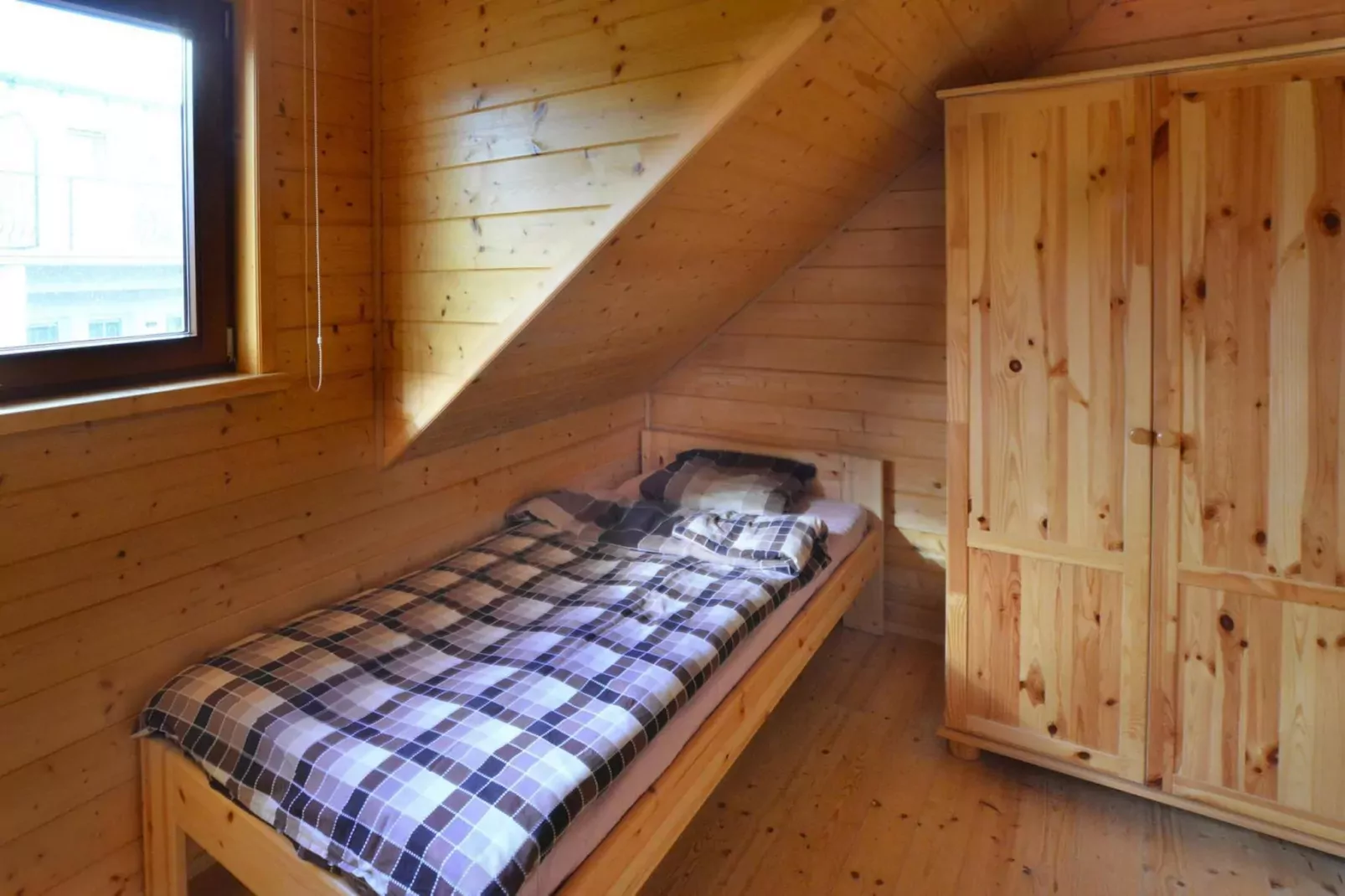 Domki letniskowe dla max 6 osób Sianożęty-Slaapkamer