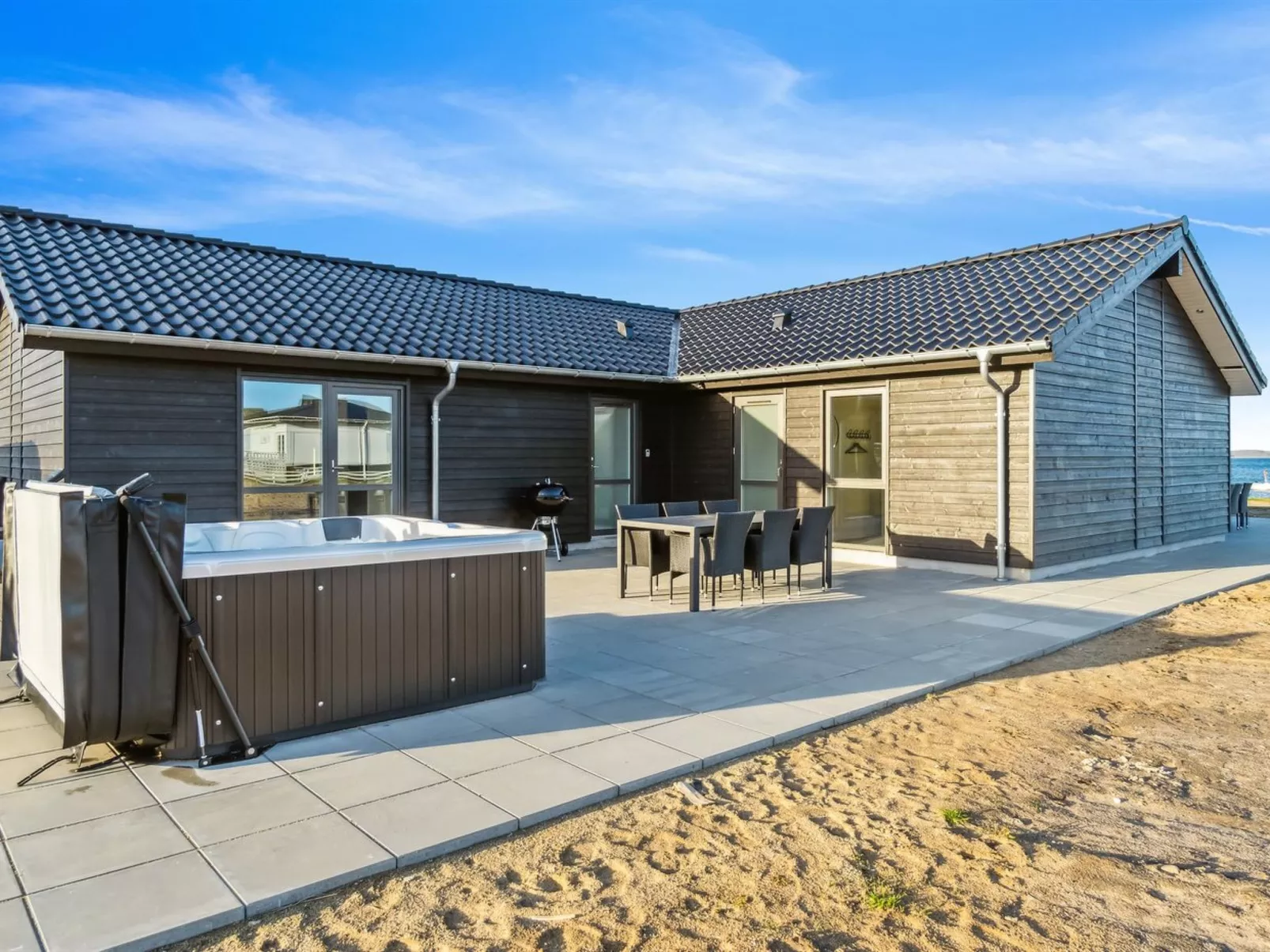 "Eino" - 30m from the sea-Buiten