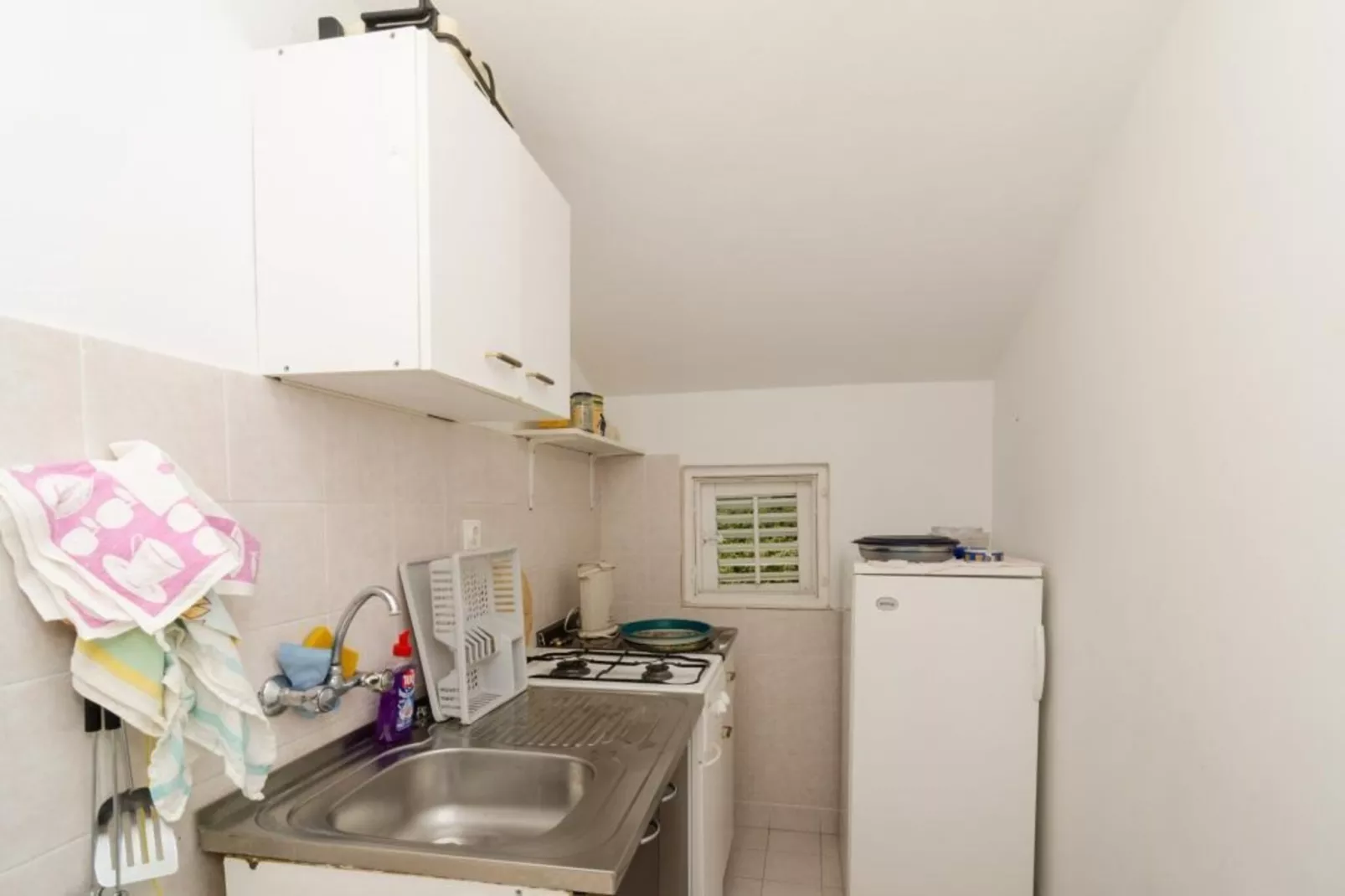 Apartments Sutvid- Two Bedroom Apartment with Balcony and Sea View