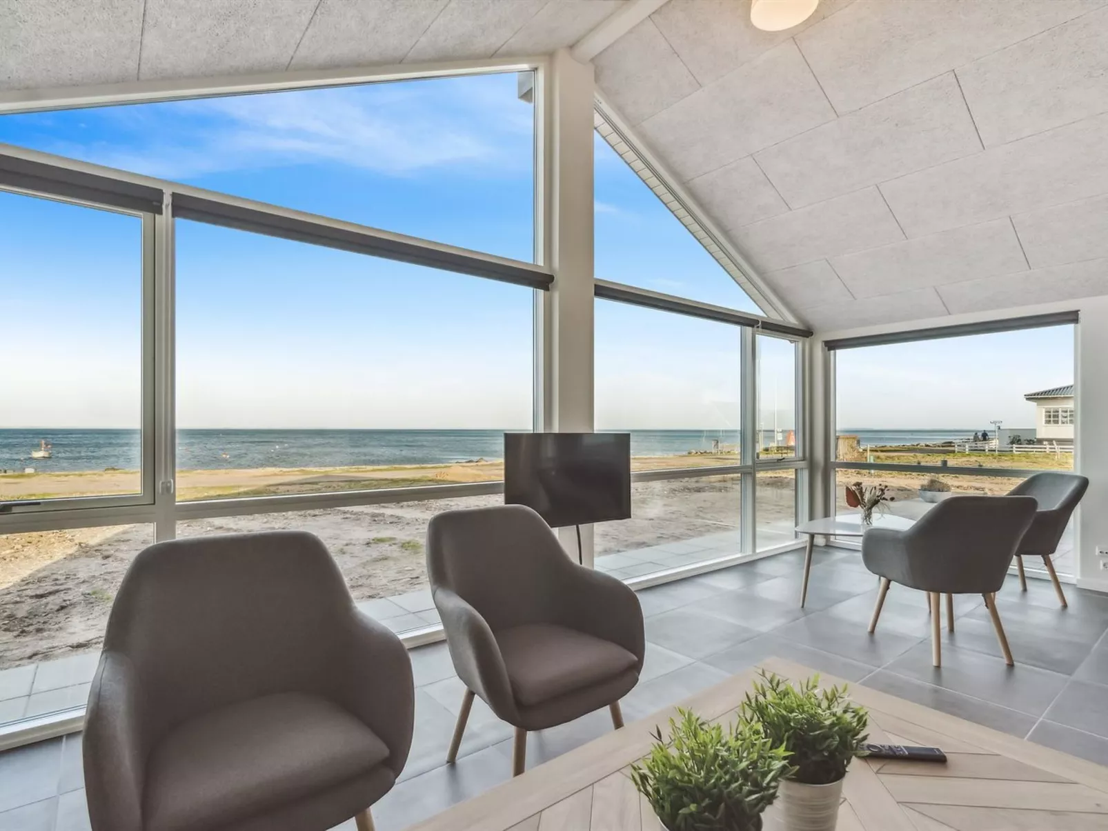 "Eino" - 30m from the sea-Binnen