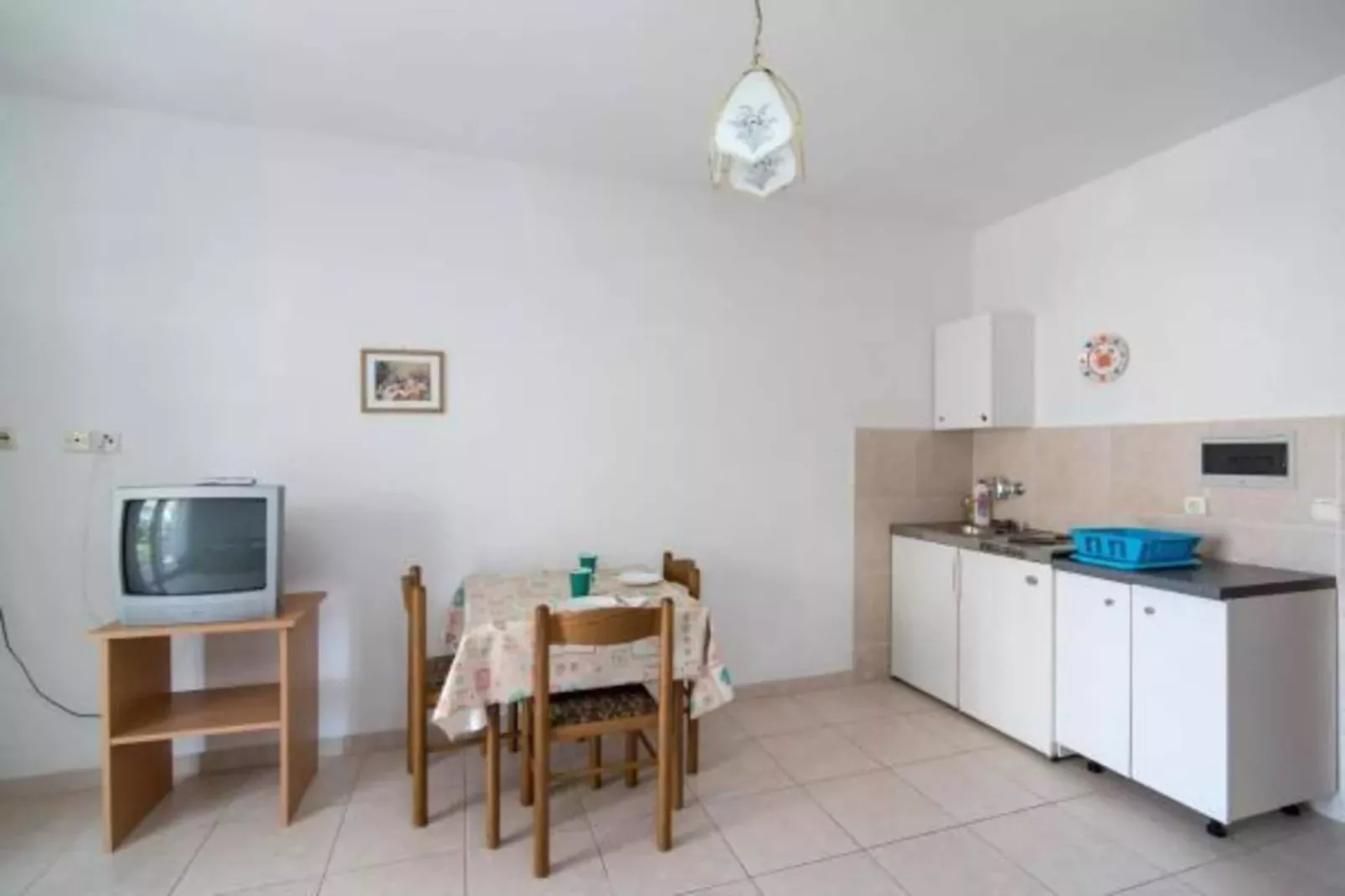 Apartments Boguvila - Studio with Terrace (A4) - (ST)-Keuken