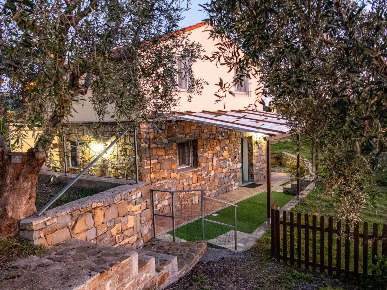 Olive Lodge