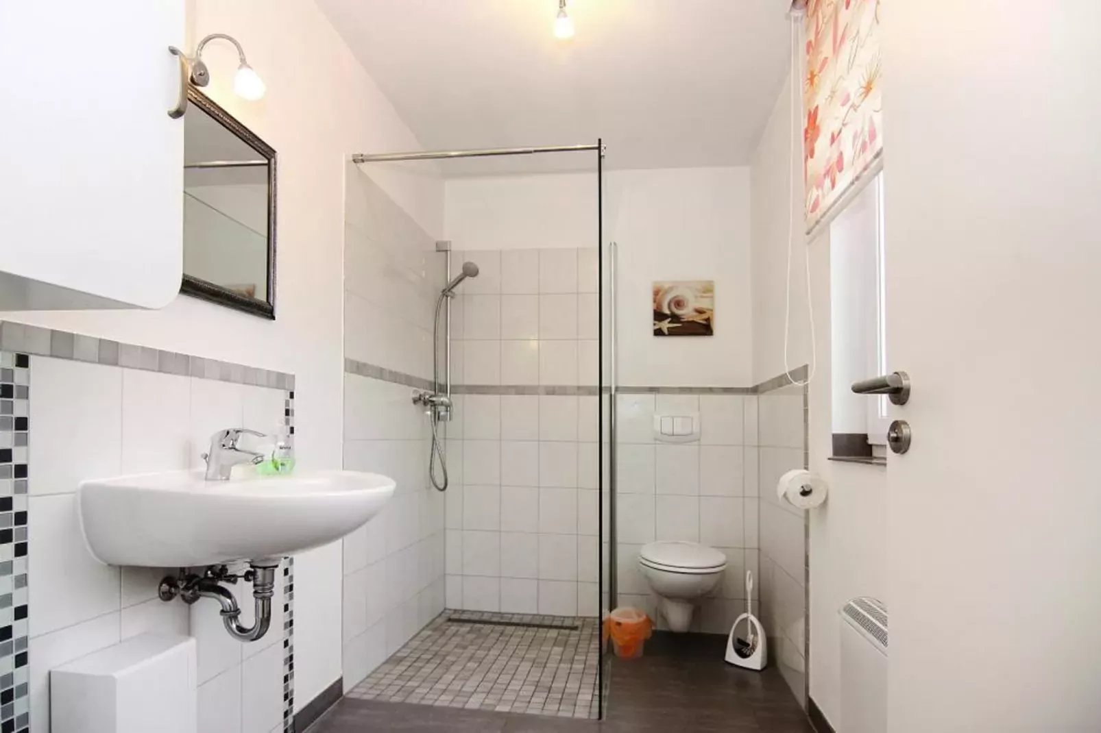 Ferienhaus de Poeler Drift Zierow 4 Personen-Badkamer