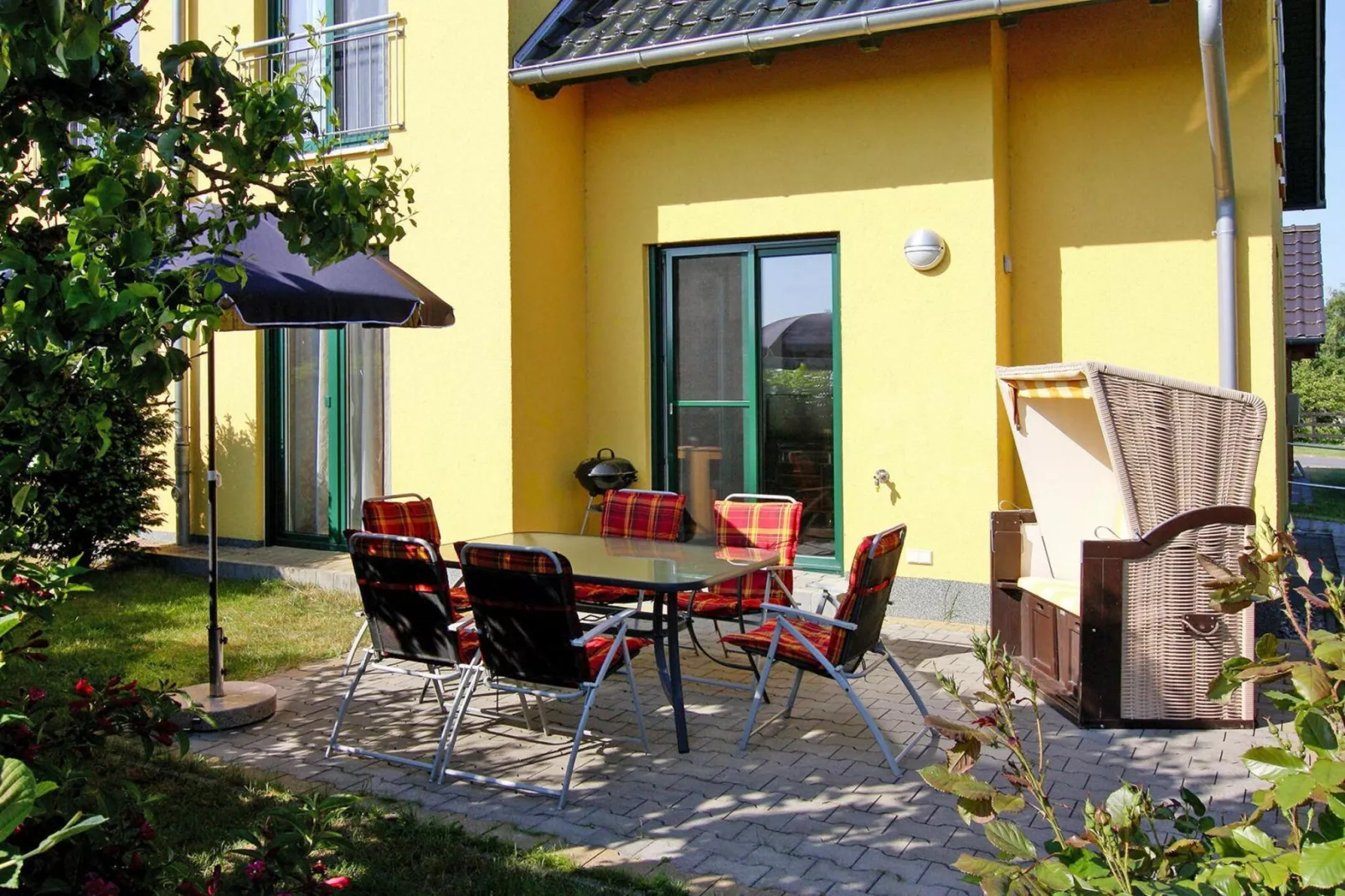 Doppelhaushälfte in Neuendorf