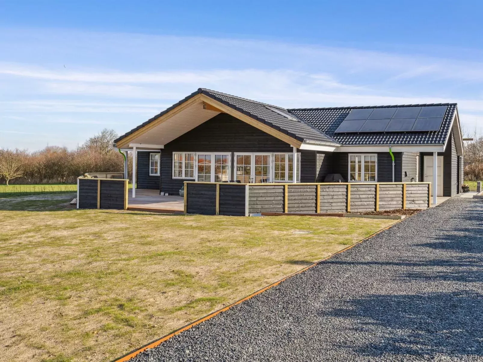 "Siljan" - 300m from the sea-Buiten
