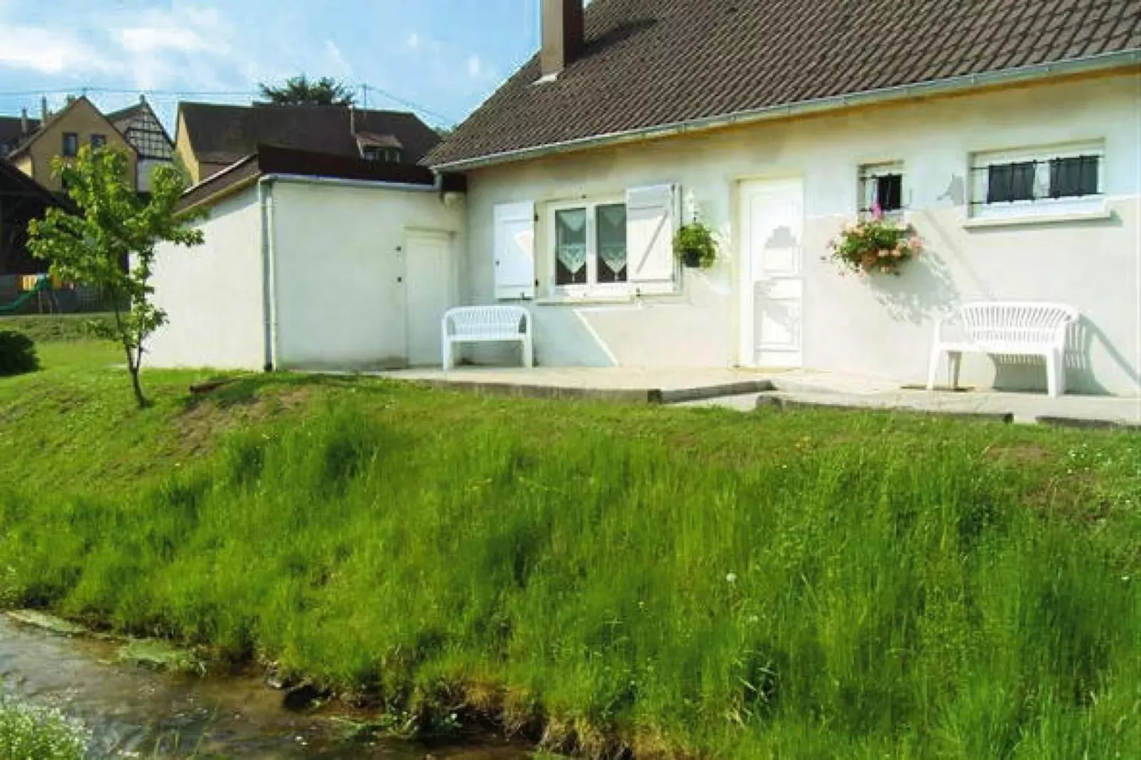Holiday home Reipertswiller-Buitenkant zomer