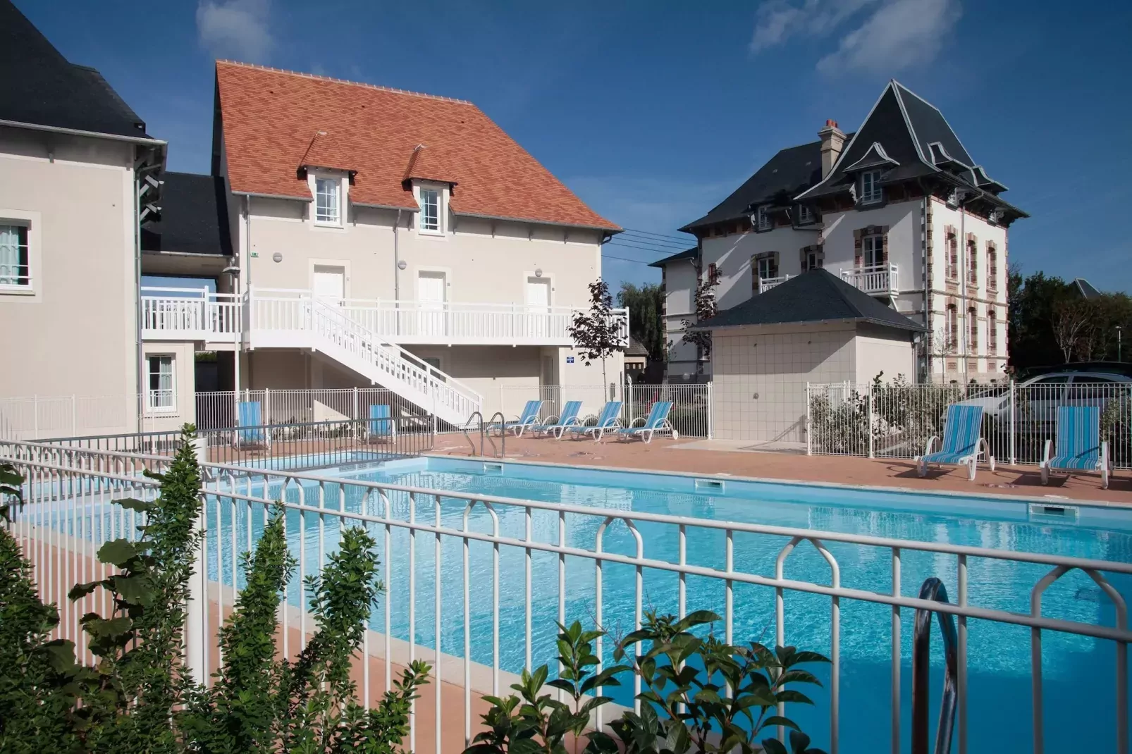 Domaine des Dunettes 1-Zwembad