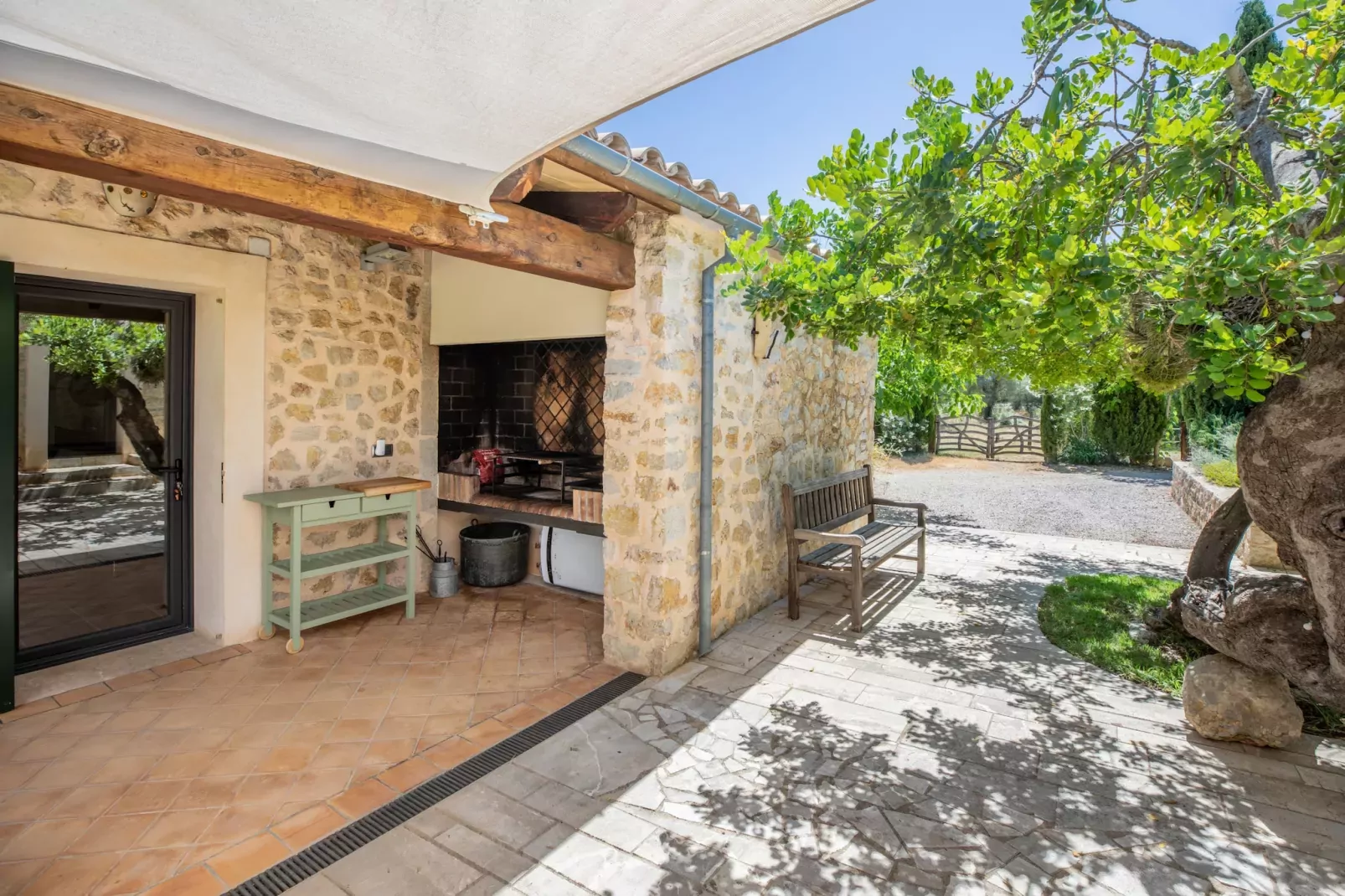 Xaona, Finca 5StarsHome Mallorca-Terrasbalkon