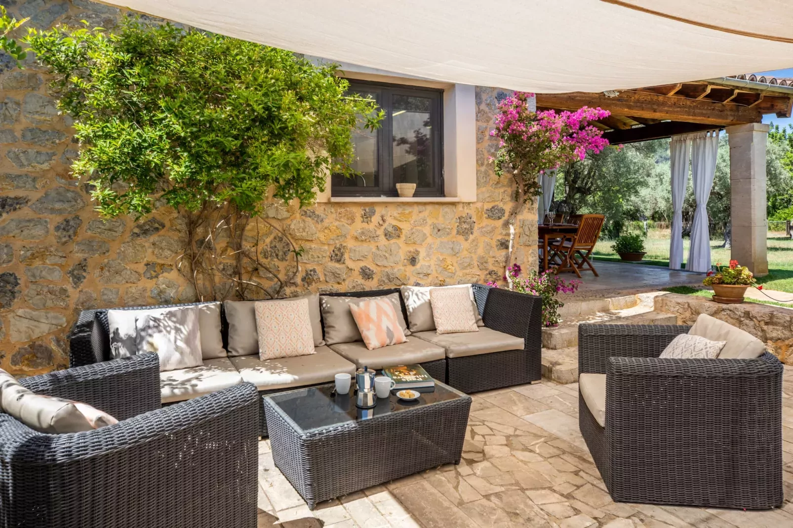 Xaona, Finca 5StarsHome Mallorca-Terrasbalkon