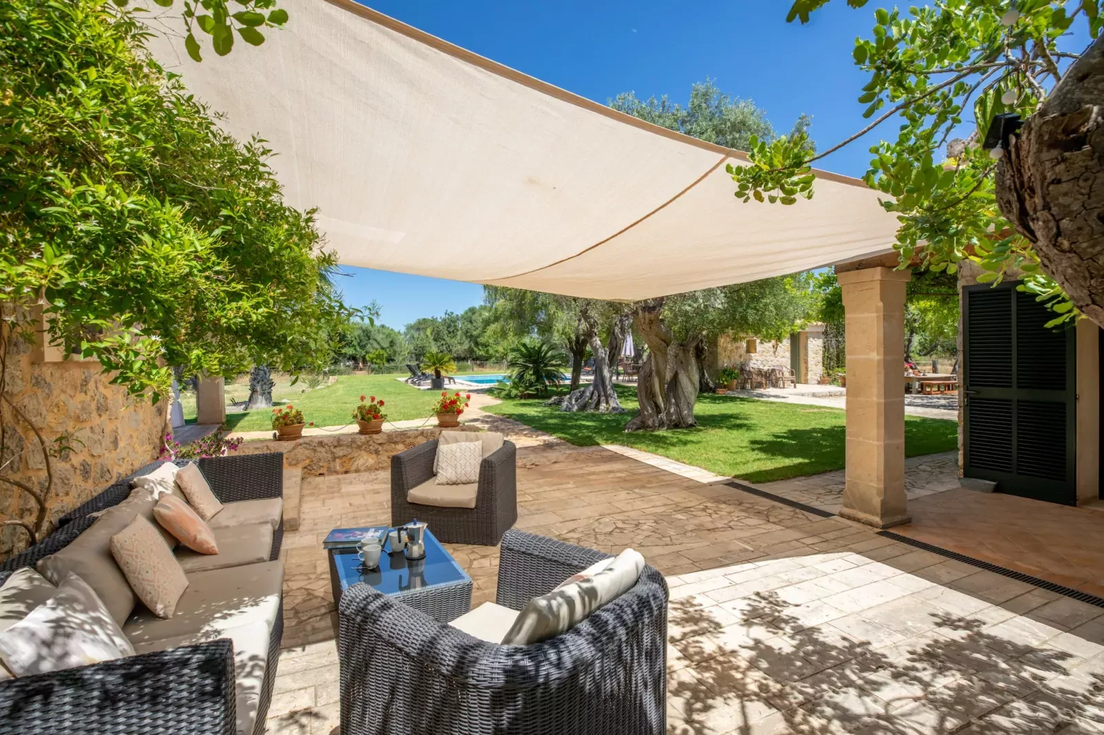 Xaona, Finca 5StarsHome Mallorca-Terras