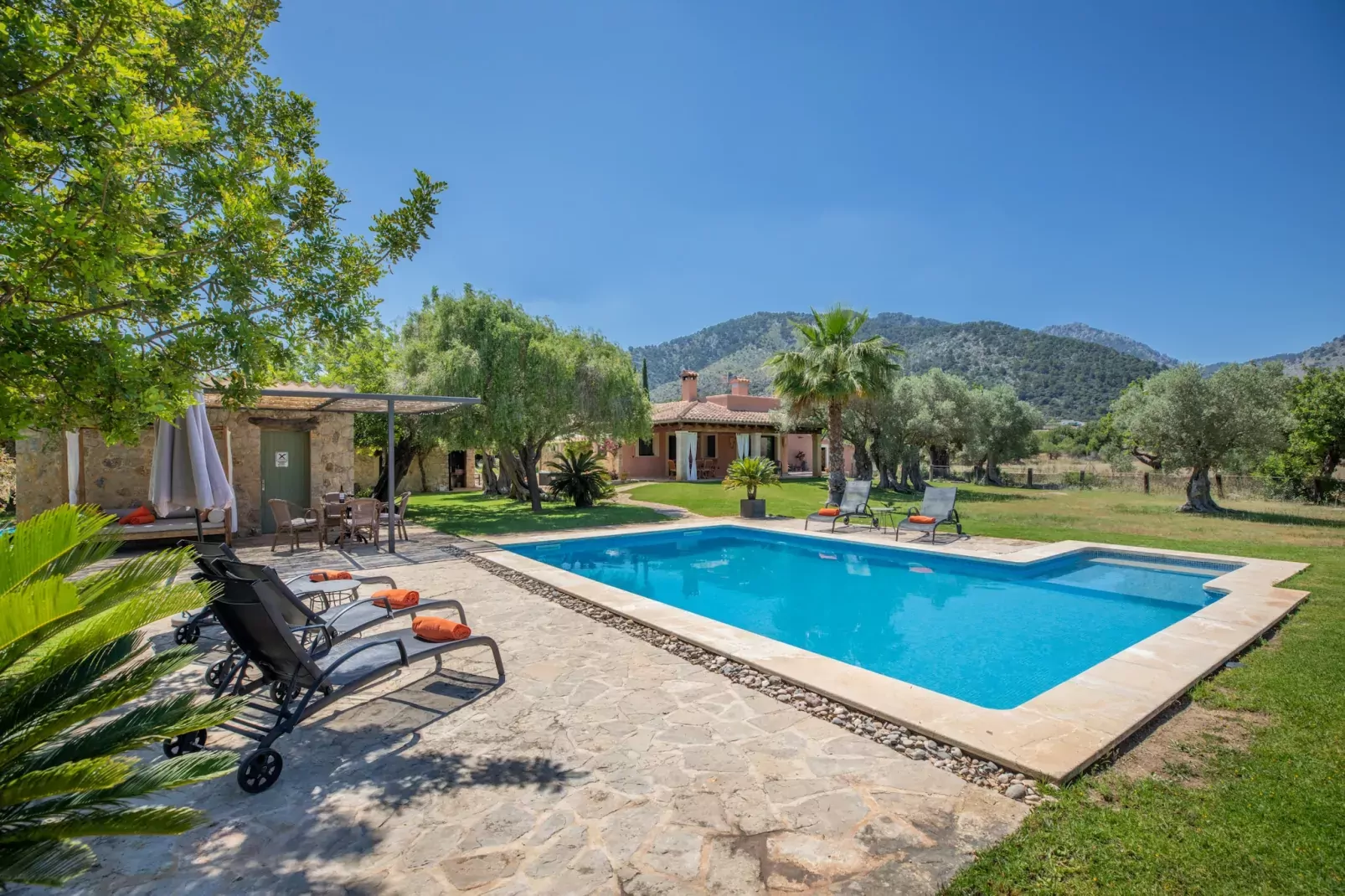Xaona, Finca 5StarsHome Mallorca-Terras