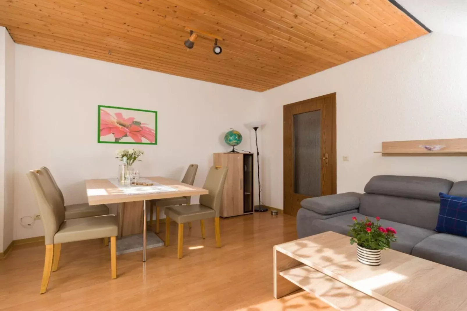 346255-Eetkamer
