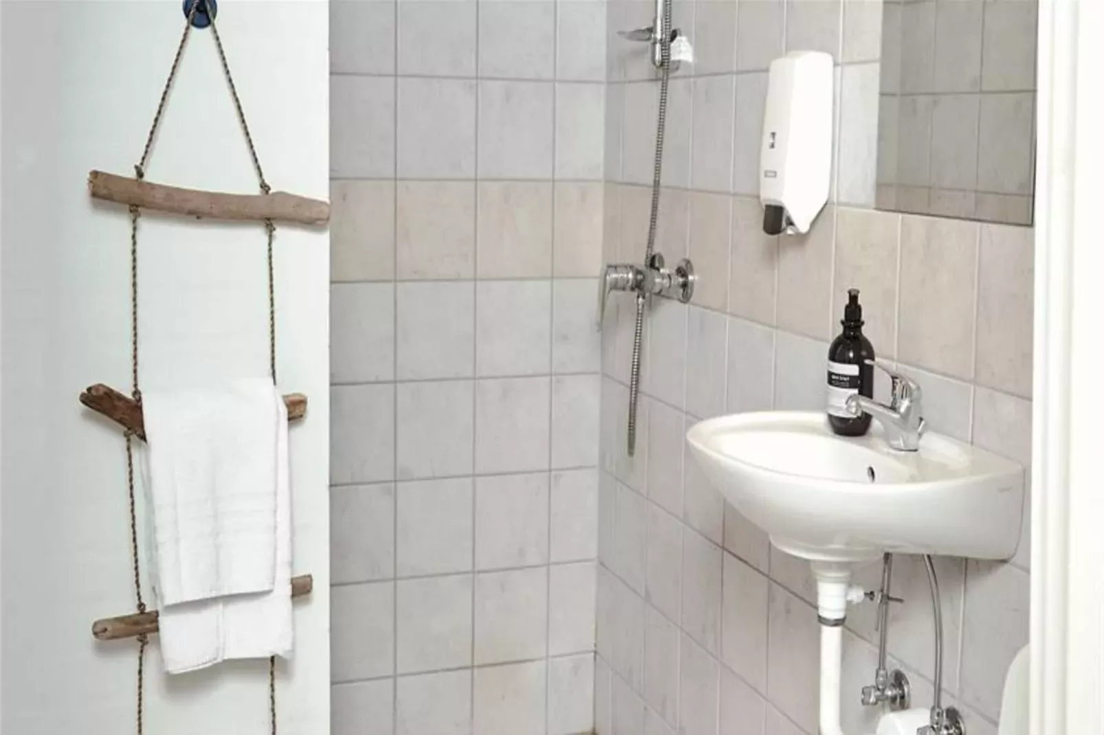 Motelværelse(Suite)til 2 personer-Binnen