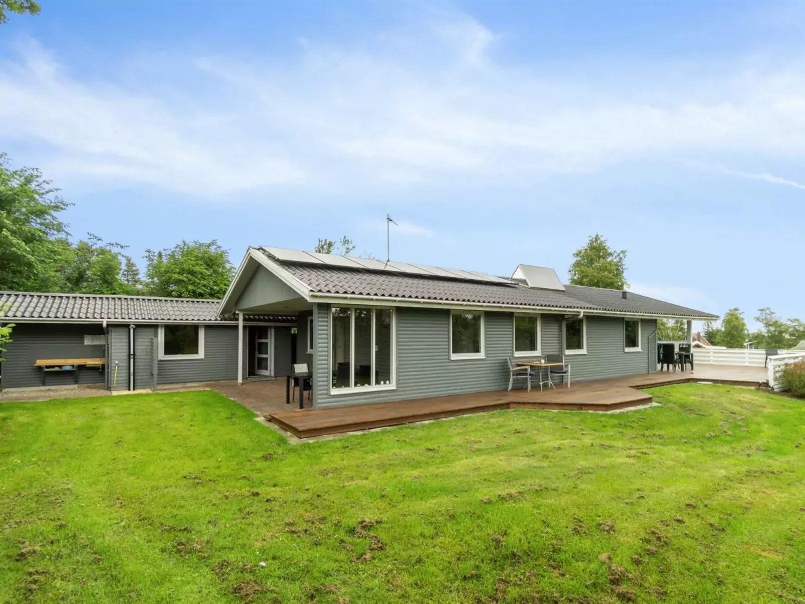 "Blomma" - 300m from the sea-Buiten