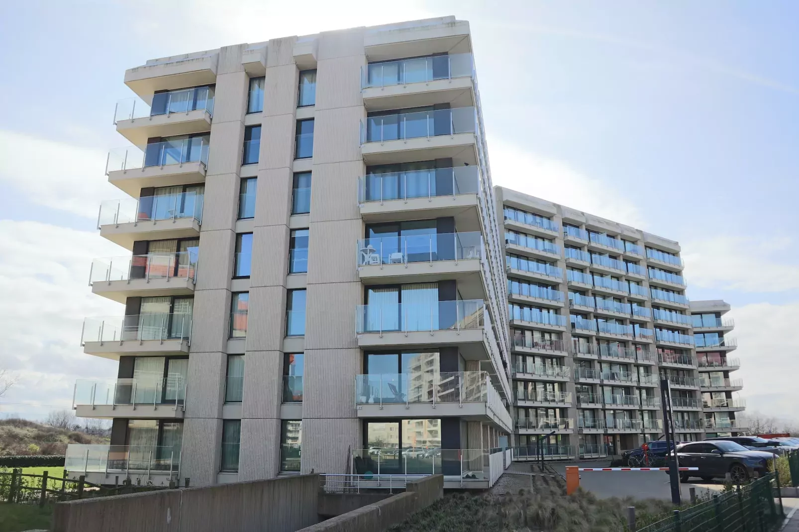 NEREIDEN E 168/0201GAR LIFT 1-Buitenkant zomer