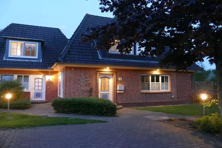 Huus Avelia - Wohnung EG-Buitenkant zomer