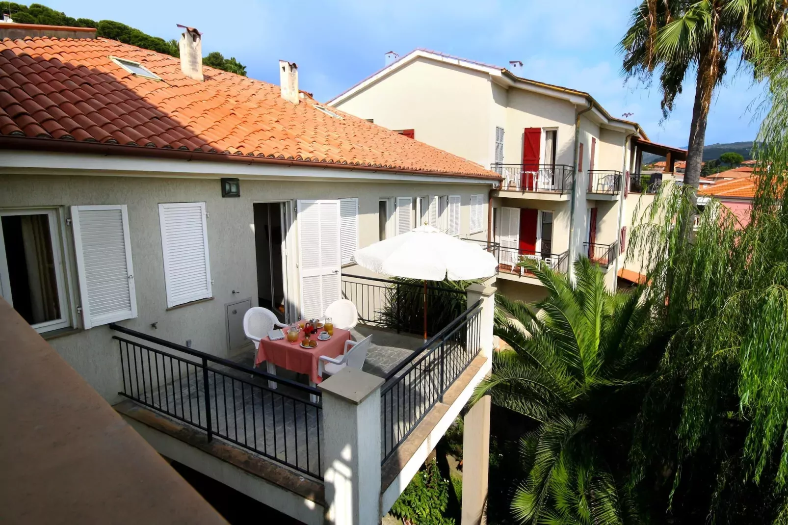 RESIDENCE LA MERIDIANA A TWO-ROOM APT 4 PAX BK/TERRACE/GARDEN - B401-Terrasbalkon