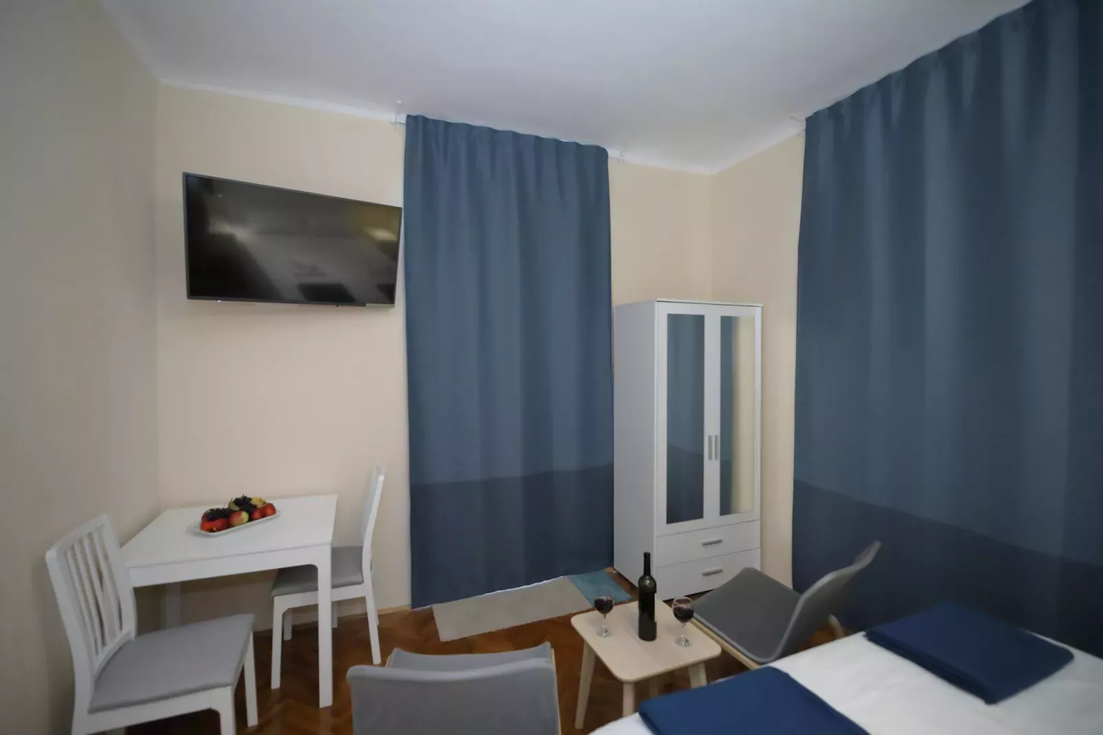 Studio O - Studio with Sea View (Stražičić)-Binnen