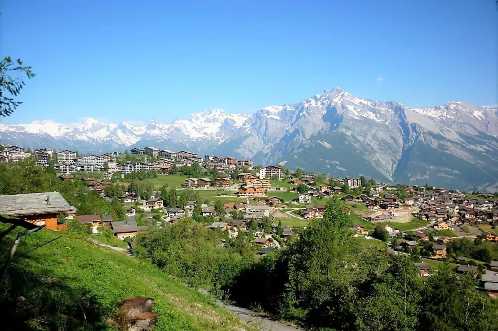 Terrasses du Paradis 7A LUXE & CENTER apart 7 pers-Uitzicht zomer