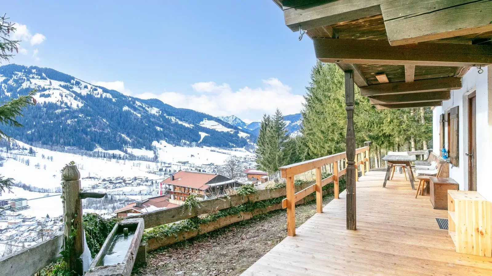 Sonnenhütte unten-Uitzicht winter
