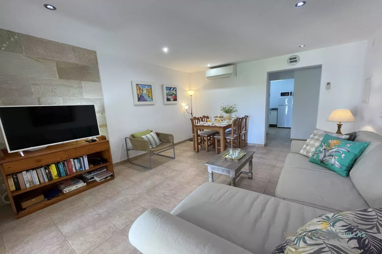 Club del Sol 8: Acogedor Apartamento con Piscina-Woonkamer