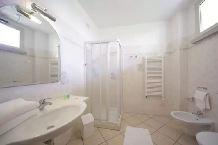 Residence Zust, Verbania Intra-Trilo-Badkamer